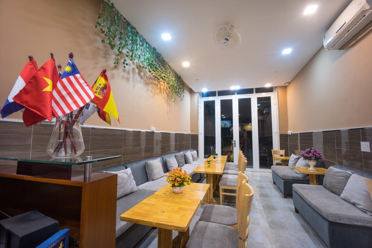 Language Exchange Hostel 1 Хошимин Экстерьер фото